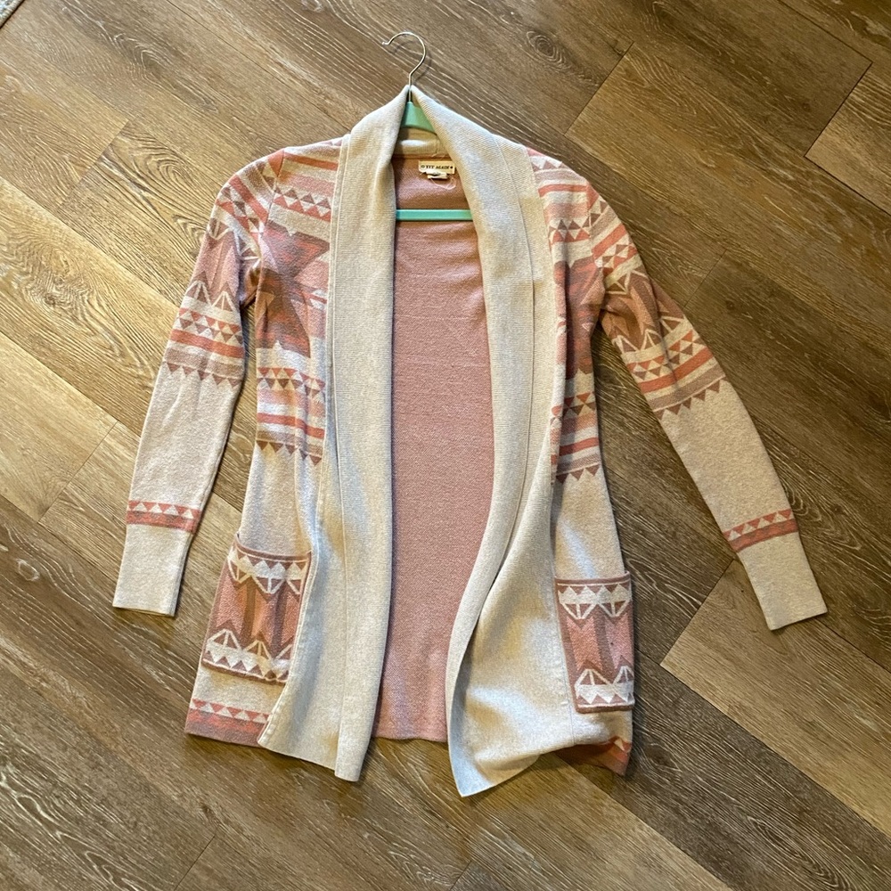 Yet Again XS Aztec Pattern Long Cardigan